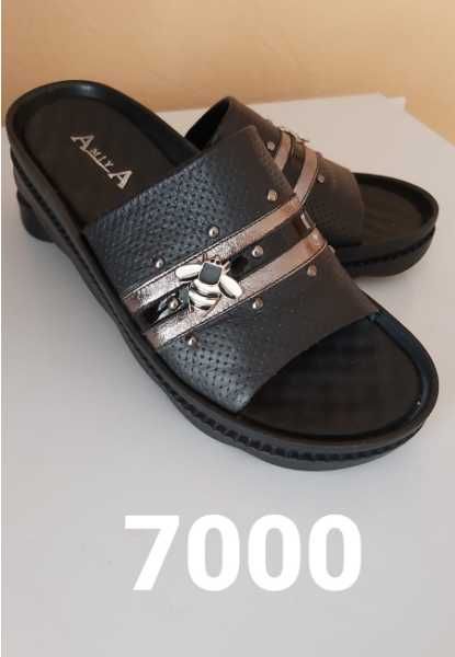 Босоножки женские