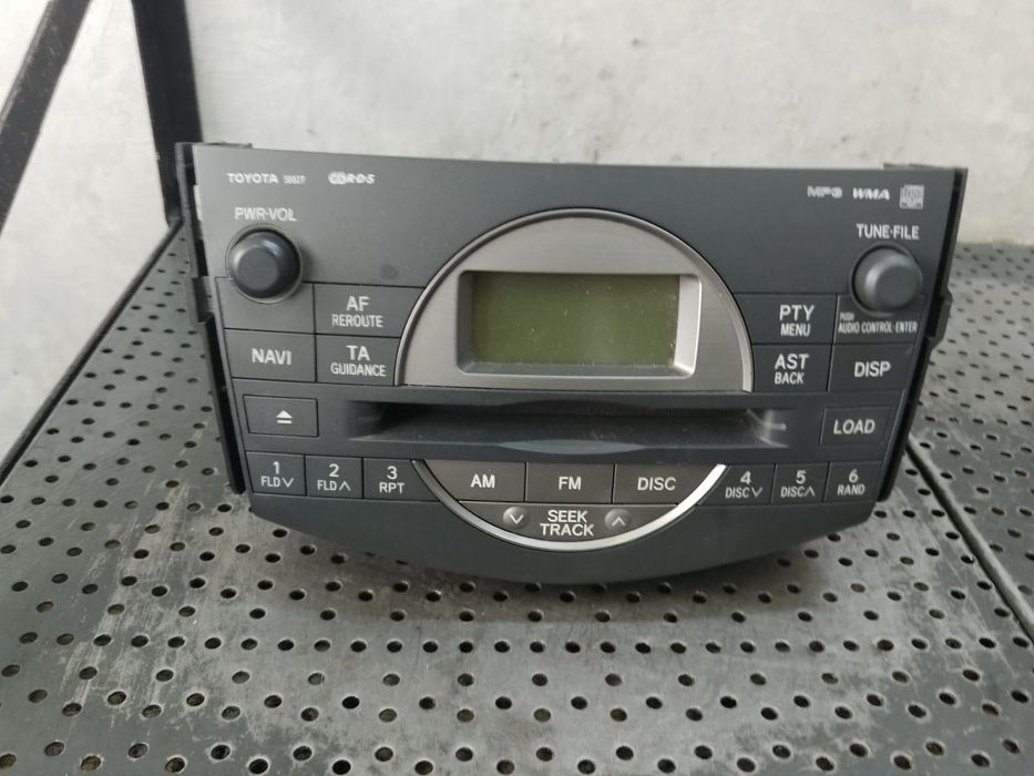 radio cd player  toyota rav-4 3 2008 86120-42220