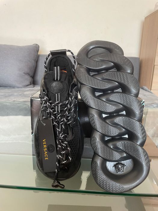 Versace Chain Reaction