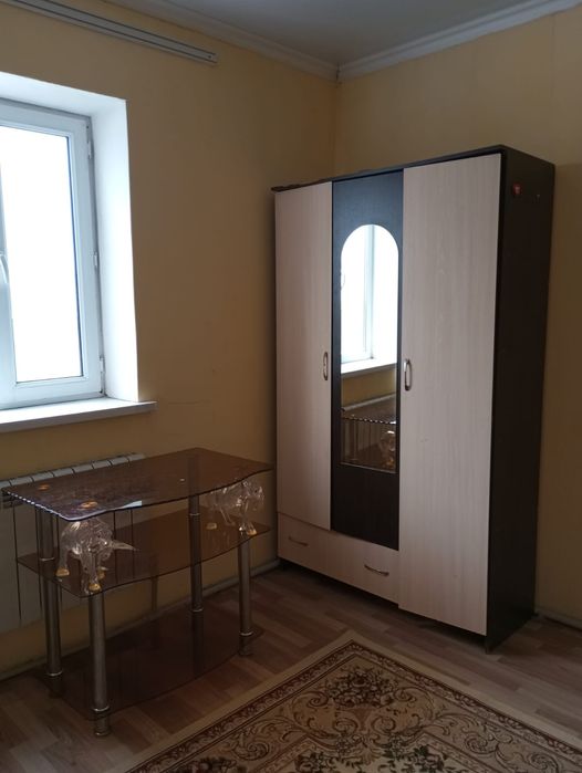 Сдам 1 комнату 5 комнат доме.