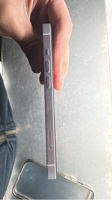 Айфон 14 с каропкой