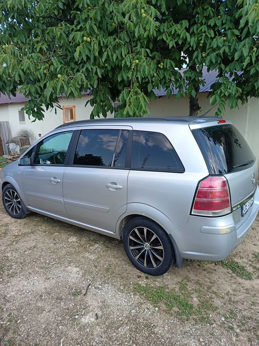 Opel zafira B 1.6 benzina