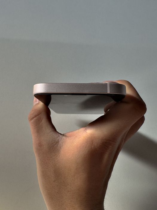 Iphone 13 в розовом цвете