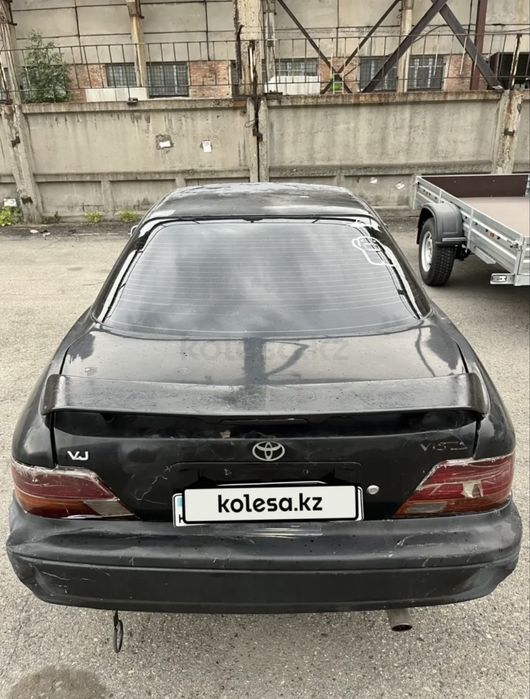 Продам авто Toyota Vista SV40