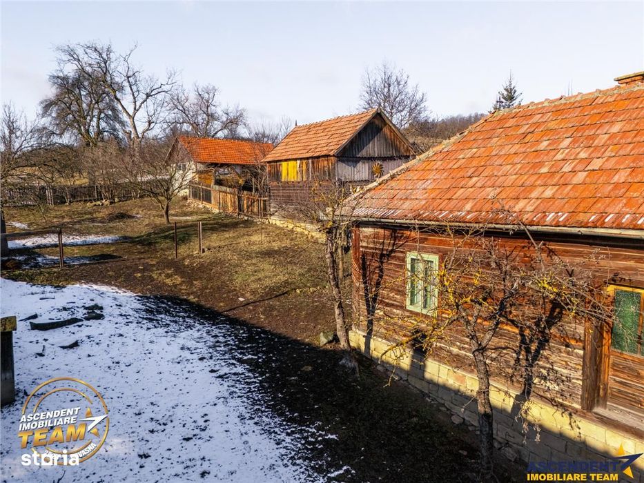 Film! Teren apreciabil, 2.819 mp + casa, Mereni, Covasna