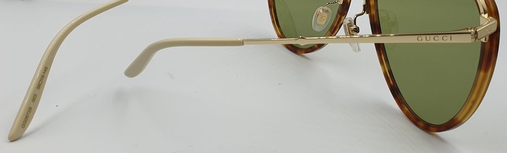 Amanet F28: Ochelari de soare Gucci GG672S 003 58 19-145