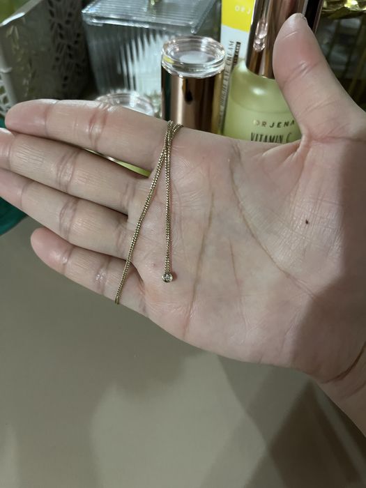 Продам золотую подвеску с бриллиантом