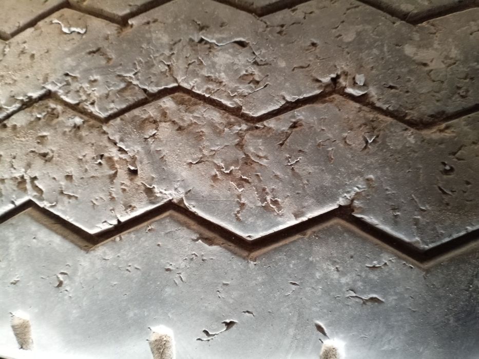 Продам колеса Кама 8штук с дисками.