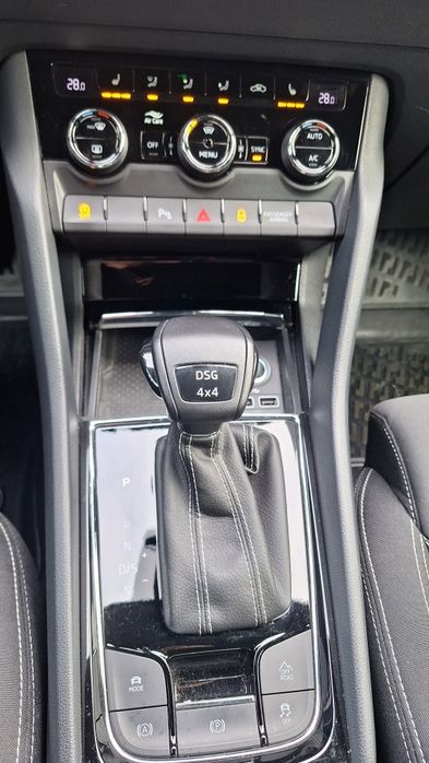 SKODA Karoq 2019 — imagine 15