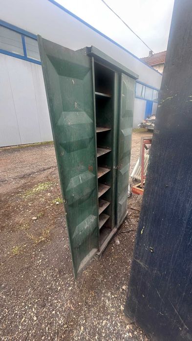 Метални гардероби/ шкафове