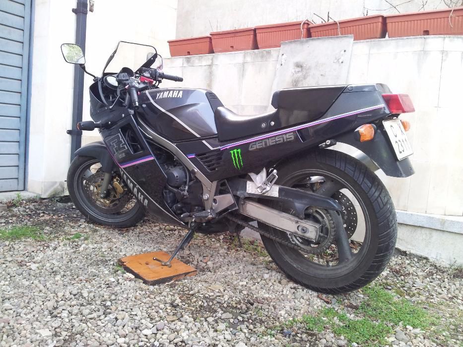 Yamaha Fz 750 genesis