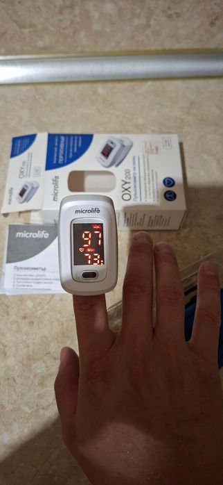 Пулсоксиметър Microlife OXY 200