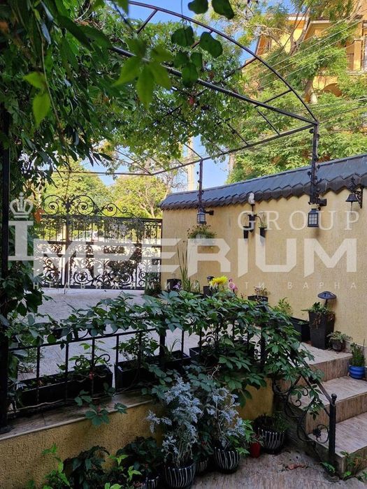 Дава се под наем Едностаен апартамент в Варна, м-т Траката - 30 кв.м за 331.5 € - Снимка #5