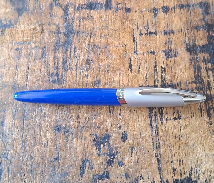 писалка и химикалка Сапи Sapi комплект сребро със синьо Италия в кутия