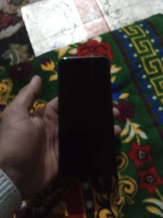 Oppo A18 sotiladi