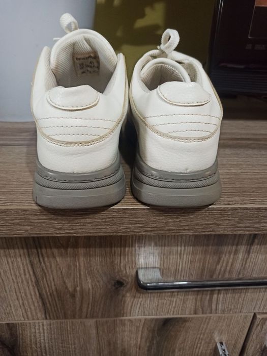 Мужские кроссовки