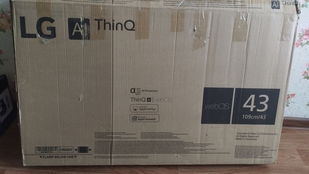 Телевизор LG  диагональ 109/43 В идеальном состоянии