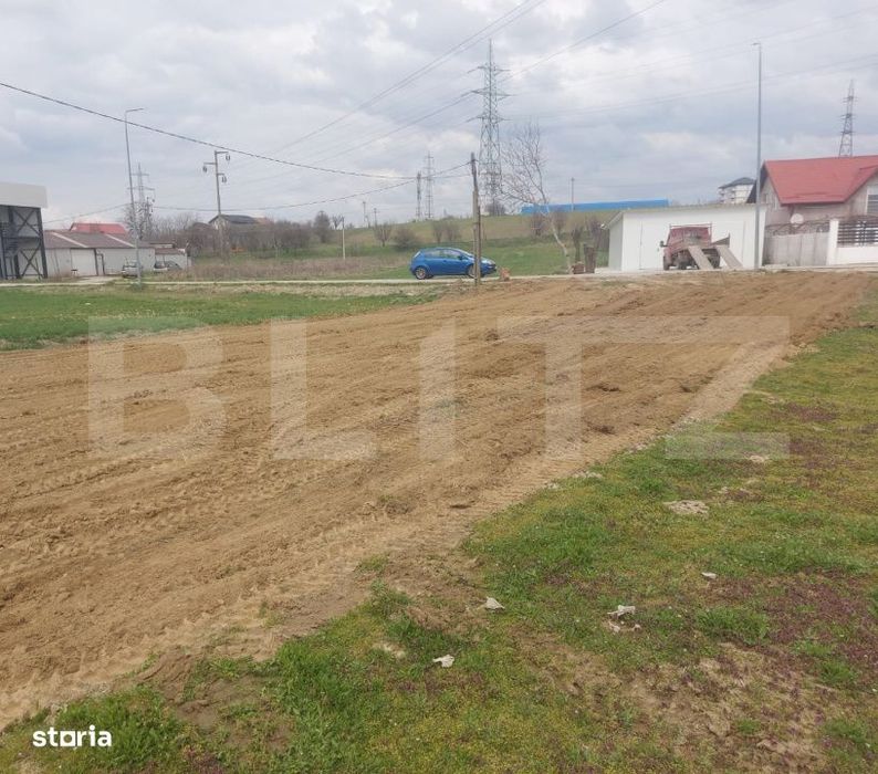 3 parcele intravilan, Isalnita, utilitati la front