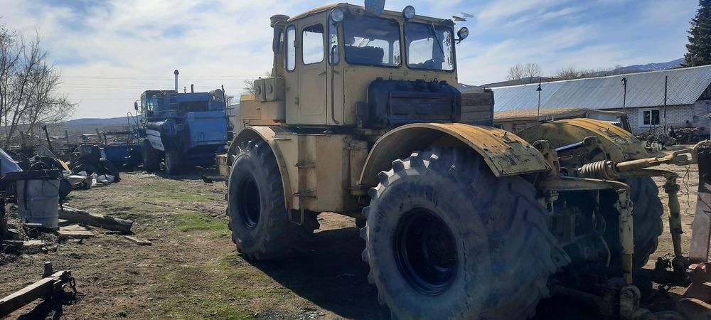 Продам Кировец К700