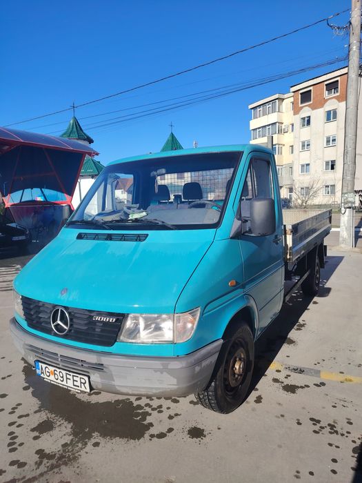 Vând Mercedes Sprinter 308d