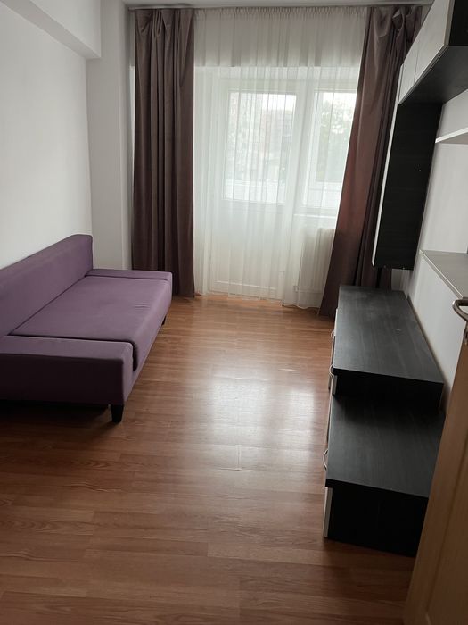 Inchiriez Apartament 2 Camere Central