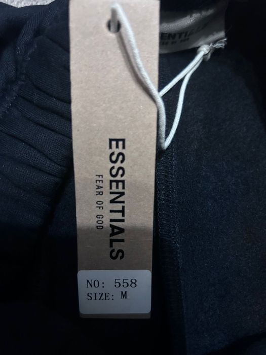 Pantaloni essentials
