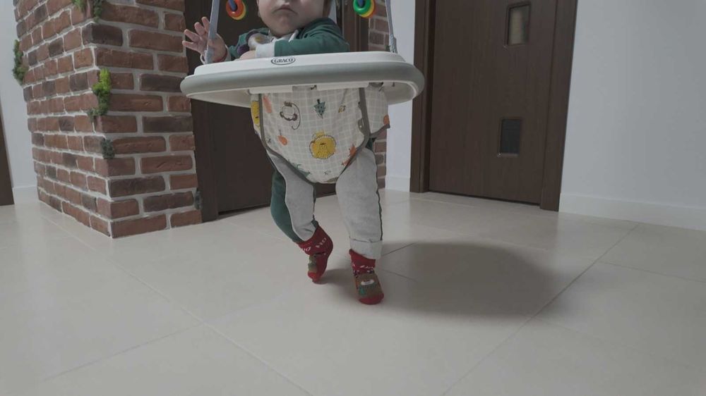 Graco Bumper Jumper Up & Away (premergator)