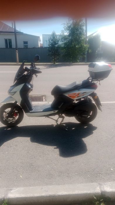 Продам Скутер хороший