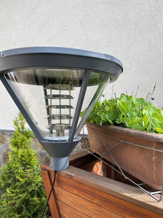 Парково , градинско осветително тяло