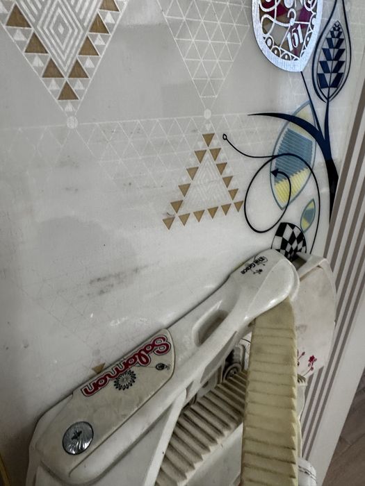 Сноуборд Salomon с креплениями