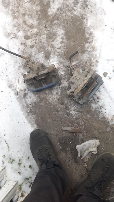 Продам на пассат б3 запчасти