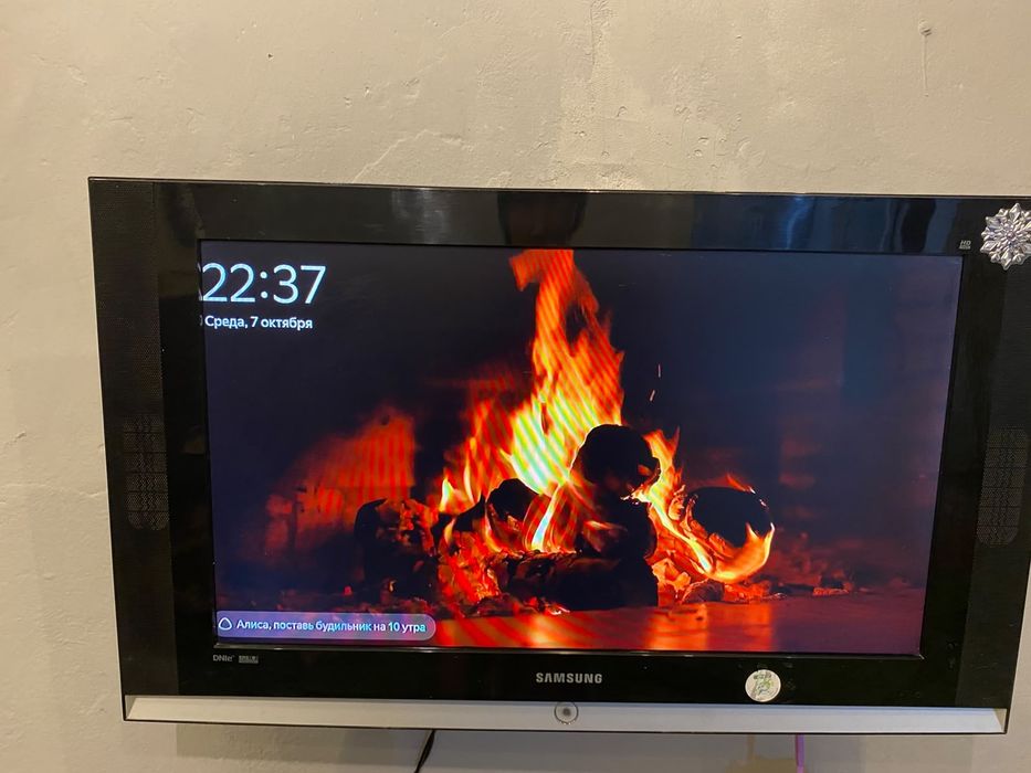 телевизор Samsung