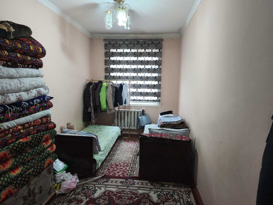 Kvartira sotiladi  4/2/4