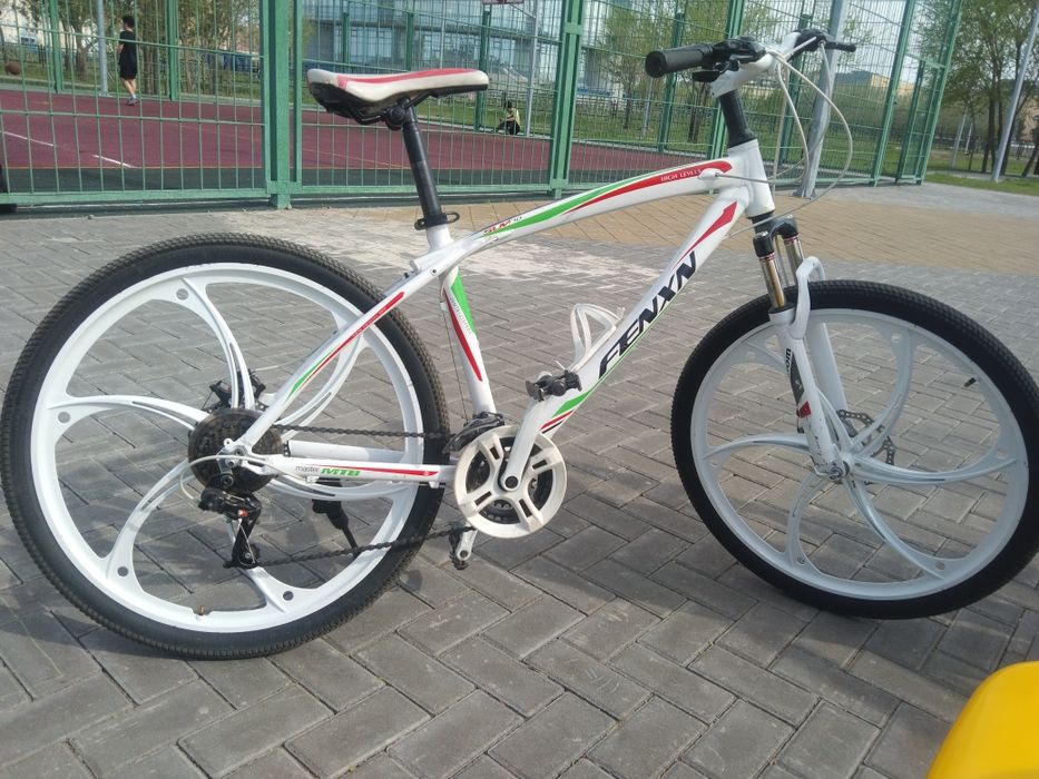 Велосипед скоростной