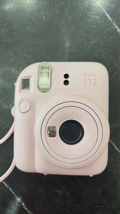 Instax “Mini 12”