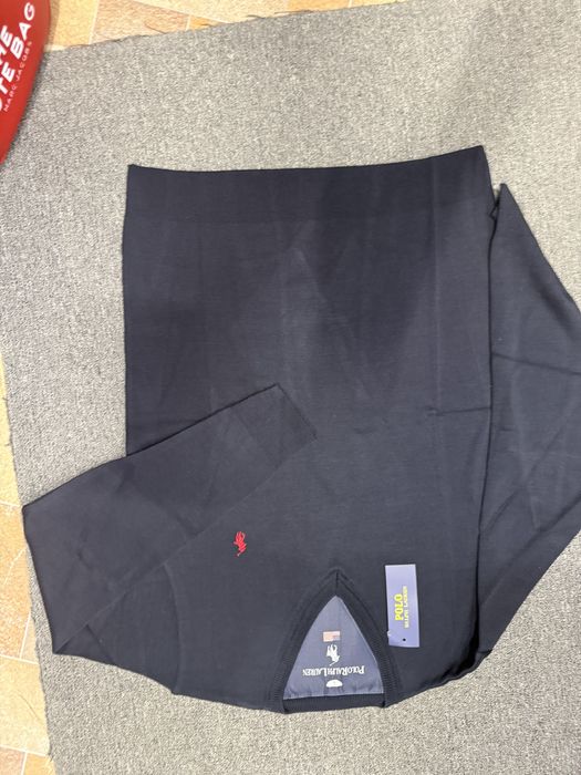 Продавам мъжки пуловери