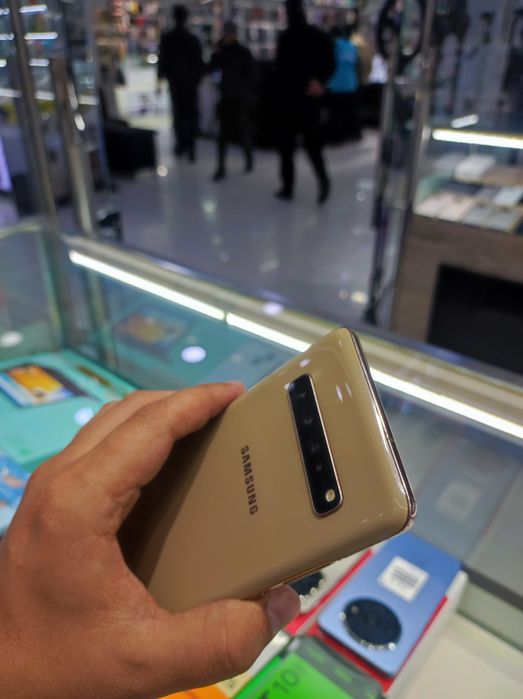 Срочно Galaxy s10 5g 258gb ideal