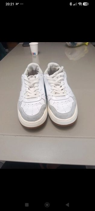 Adidași damă Guess 40