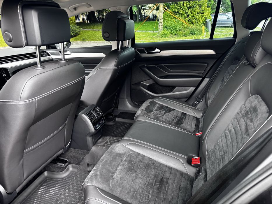 VW Passat Elegance