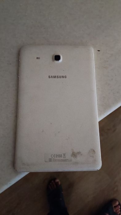 Продам планшет Самсунг Галакси таб Е