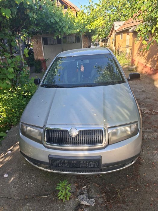 Dacia si skoda fabia