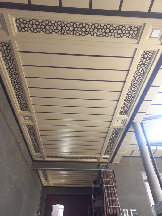 Tunikabond va Travertin,.