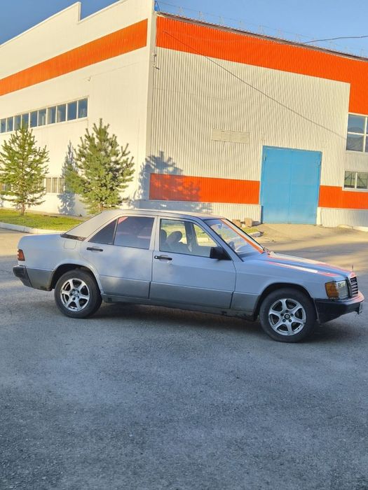 Продам мерседес 190