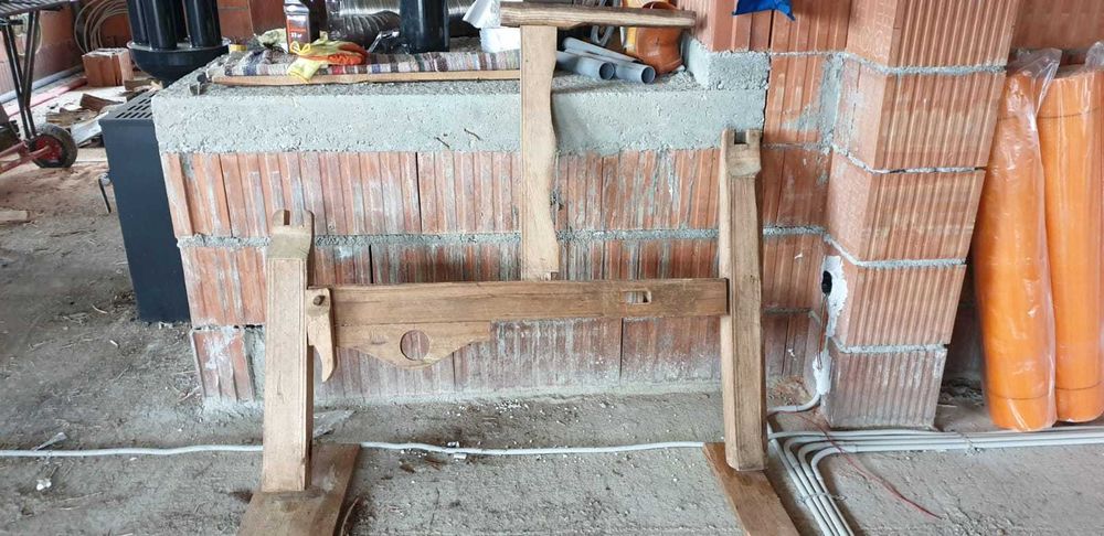 Război de țesut demontat 100 de ani + roată de tors + frângător