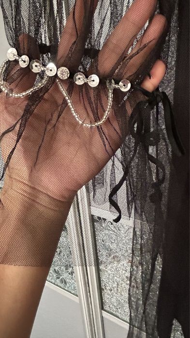 Красивое черное платье