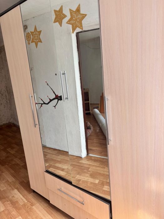 Шкаф в спальню 10000