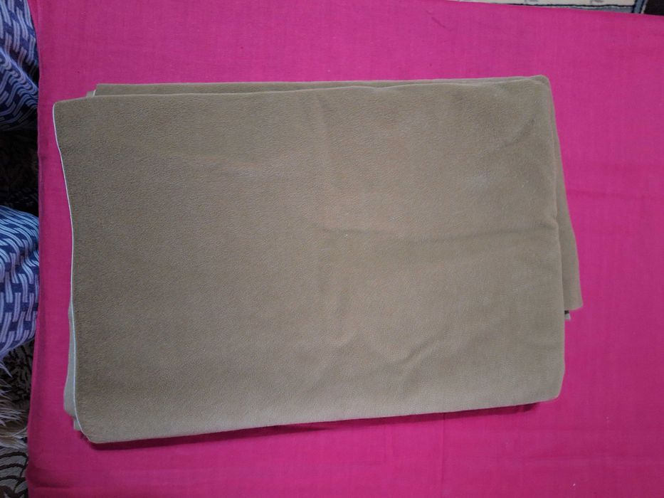 Продается  отрез велюра