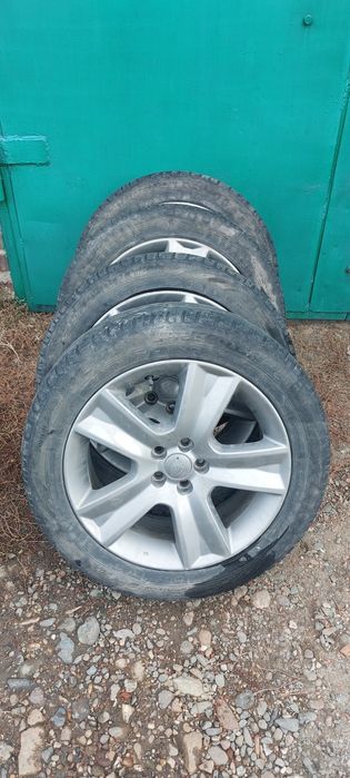 Продам комплект шин