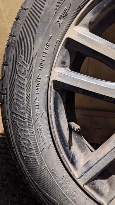 Комплект дисков с резиной