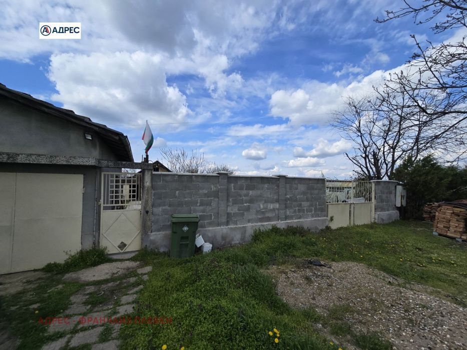Продава се Къща в с. Коиловци, Област Плевен - 48 кв.м за 553 €/кв.м - Снимка #3